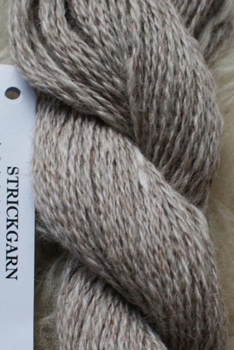 Suri Strickgarn